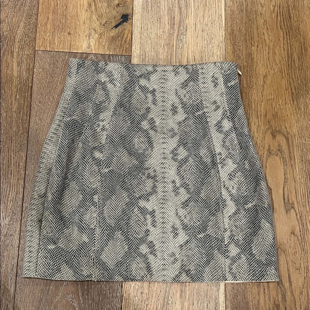 Elegant Snake Print Skirt Zara